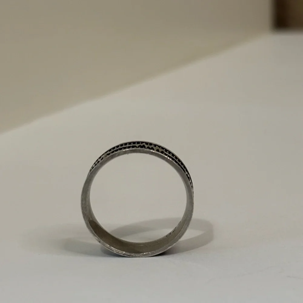 Sterling Silver 925 Heartbeat Band Ring - Size 9